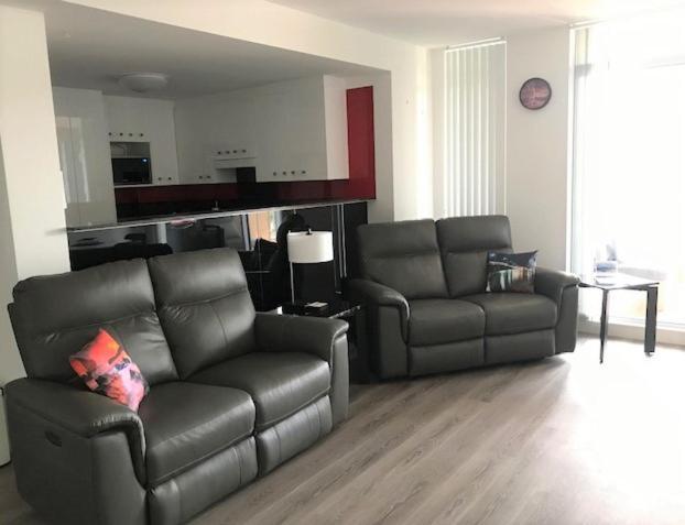 Sunrise Luxury Apartments フォースター エクステリア 写真